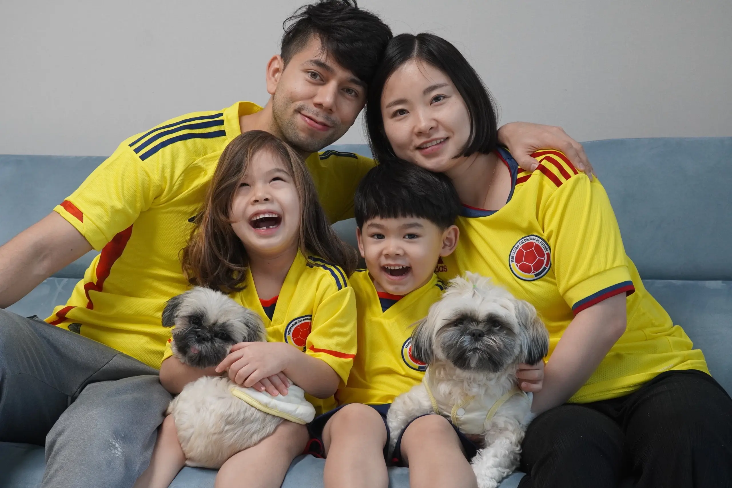 Familia latina en Incheon — Leo en Corea